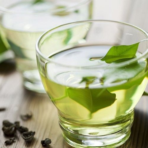 Trà xanh - Bác sĩ tại gia trị bách bệnh về da và tóc